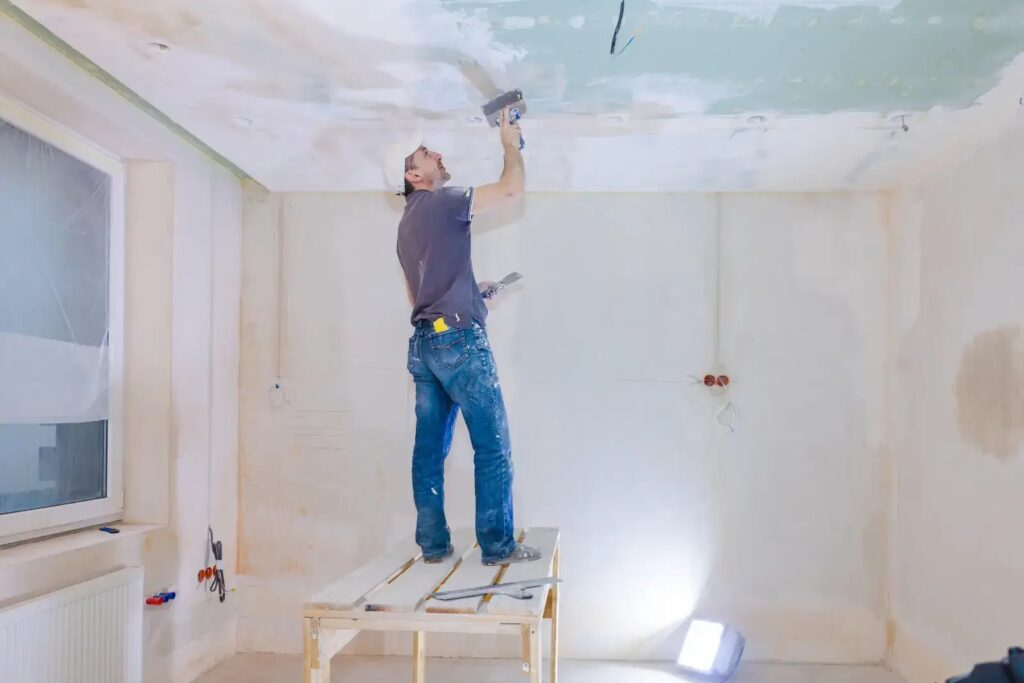 7 Tips for Ceiling Water Damage Repair